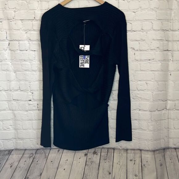 Future Collective Women’s Party Twisted Back Crewneck Pullover Black Sweater 1X - Picture 3 of 5